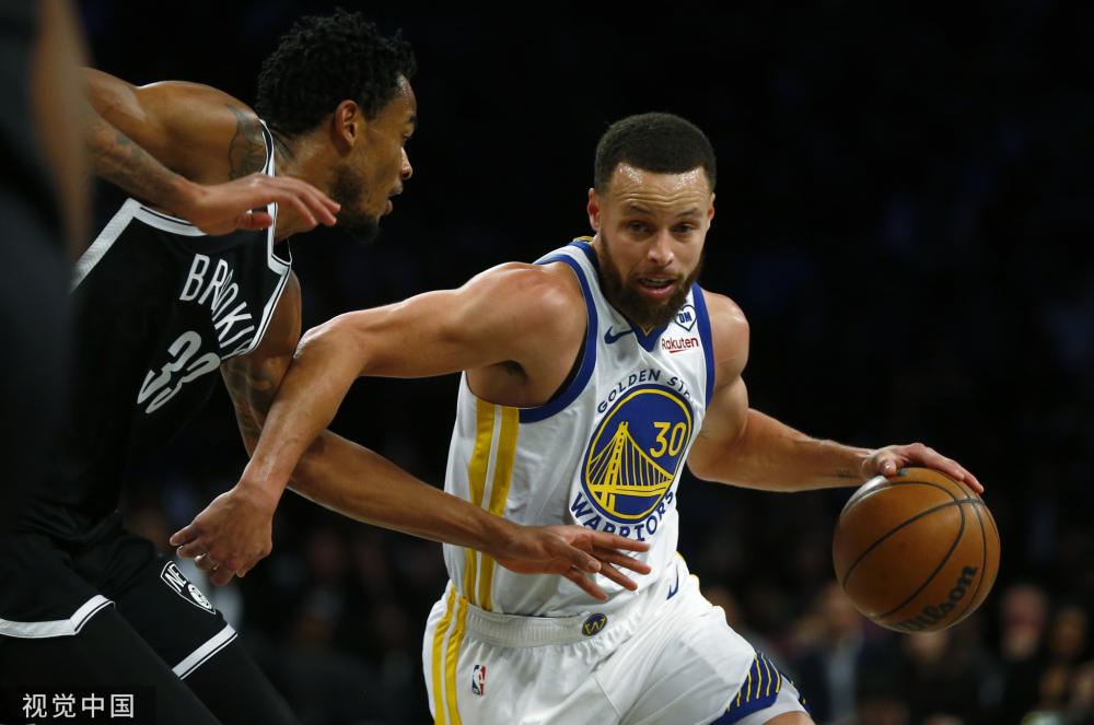 奔跑和射门 奔跑和射门